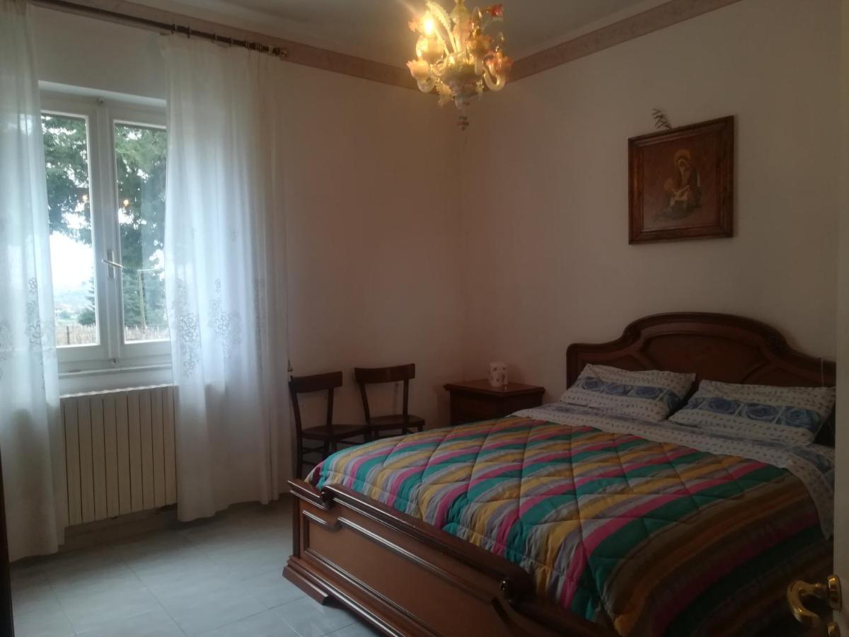Il Melo Rosa Bed & Breakfast San Costanzo Exterior photo